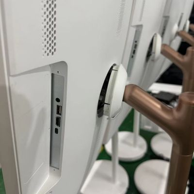 32 Inç Taşınabilir Akıllı Etkileşimli Dokunmatik Kiosk Mobil Kablosuz Döner LCD Ekran