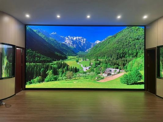 COB Mini LED HD Doğrudan Ekran Akıllı Ofis Toplantısı 135 &quot;Büyük Ekran