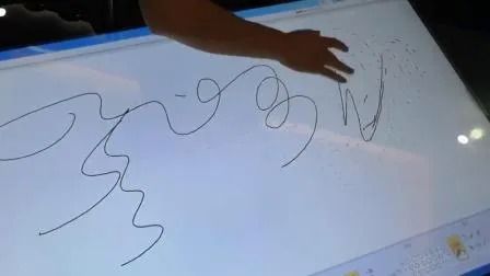 1920x1080 çözünürlüğü ile 43 inç Özel Dokunmatik Ekran Kiosk