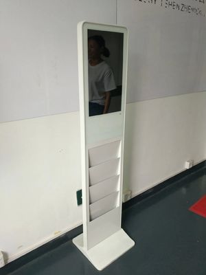 Yerde duran dijital işaretleme kiosku 21.5-65 Inch 1920x1080 çözünürlük